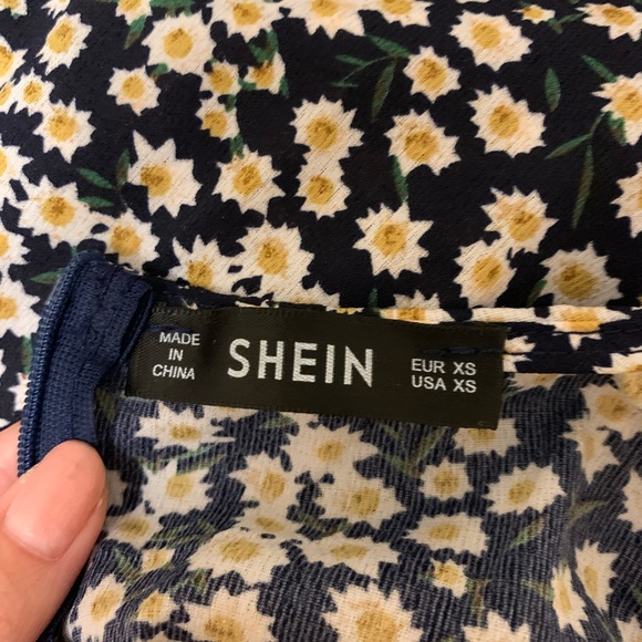 PUFF SLEEVE FLORAL PRINT SUMMER DRESS FROM SHEIN - Picture 5 of 5